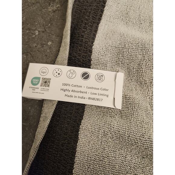 NWT Lacoste Bath Pool Towel(s) 100% Cotton 30x52"‎ Big Crocodile Logo Dark Gray - Picture 4 of 6